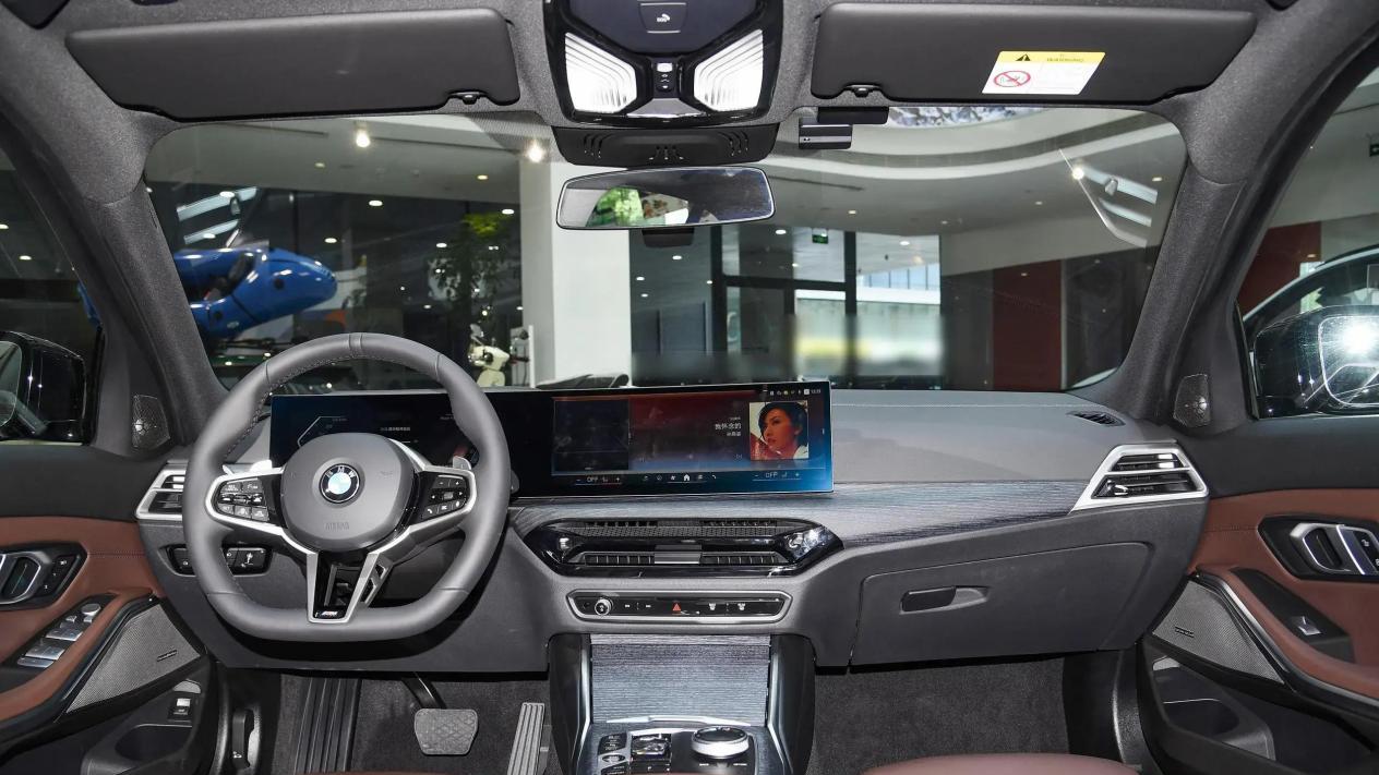 2024款宝马3系上市