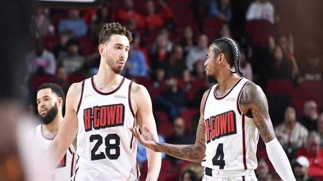 斯通报价东决MVP！火箭、76人、独行侠酝酿三方交易，再见泰特？