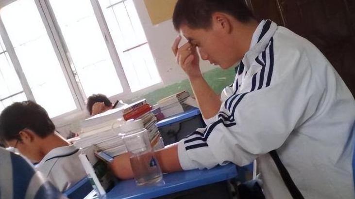为什么黄色网站都是免费开放的？背后有多少鲜为人知的秘密？