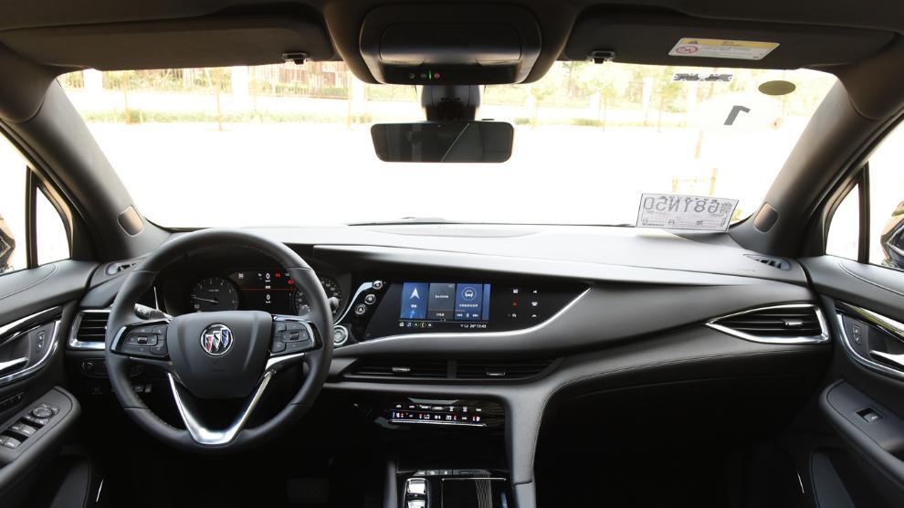 别克昂科旗，降至20万出头，尺寸却比途观L RPO大一圈