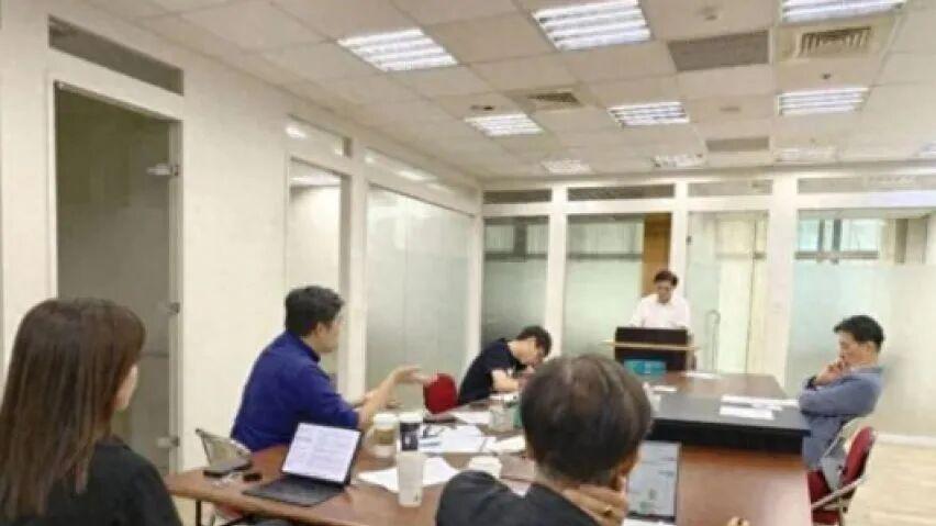国民党主席选举最后关头，一人突然宣布退选！