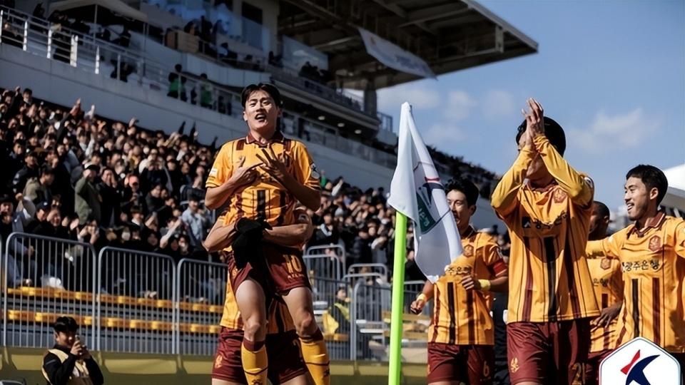 亚冠生死战：铁骑暗箭决亚洲