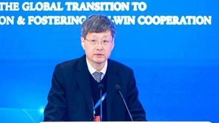 国际论坛顺利召开，共议全球汽车电动化合作、转型之策｜百人会论坛2025