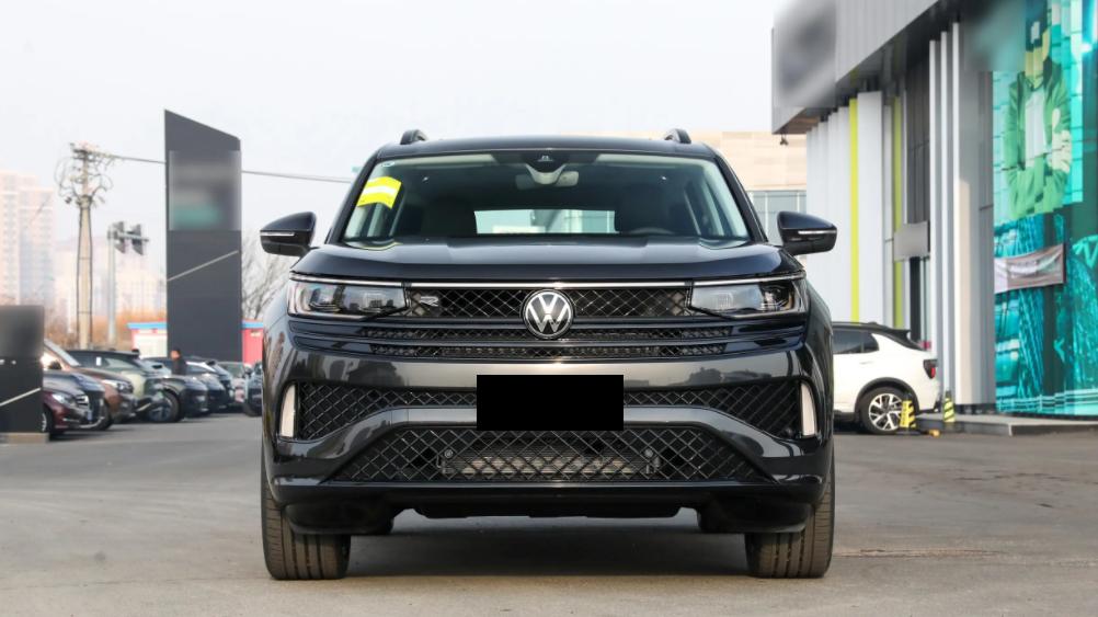 买中大型SUV，不妨看看26款大众揽巡，五款配置对比，选谁合适？