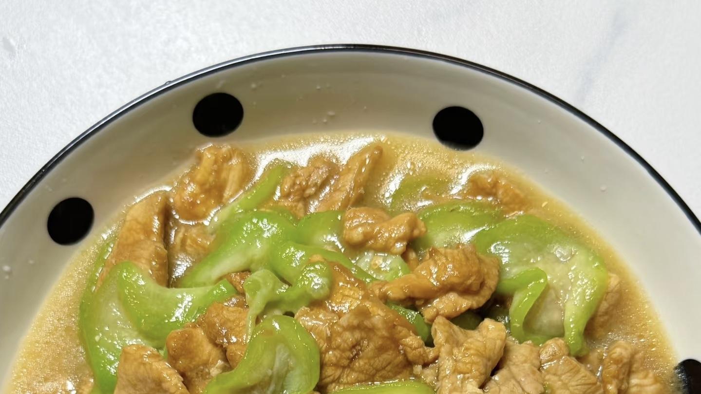 丝瓜炒瘦肉🍚真的鲜掉牙了😲