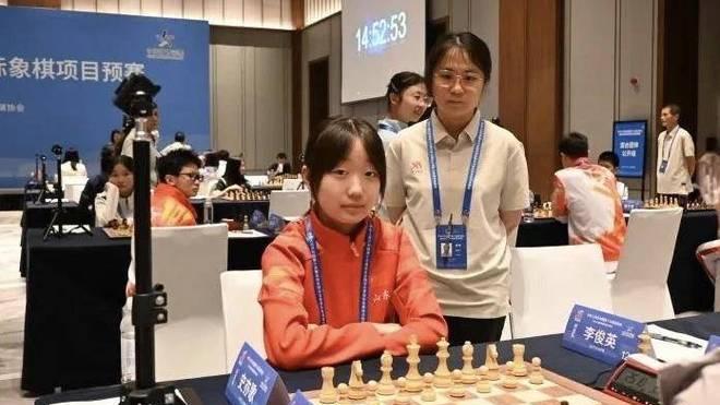 台风难阻国象棋锋 山外队员全运赛场表现亮眼