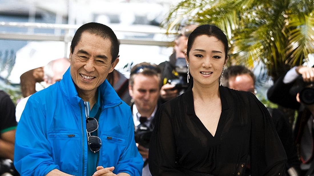 张艺谋的过去，四角纠葛背后的隐忍与救赎