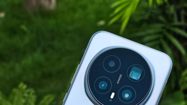 小米17和苹果17双秒！第二款国产骁龙8E Gen5新机来了：堆料太疯狂