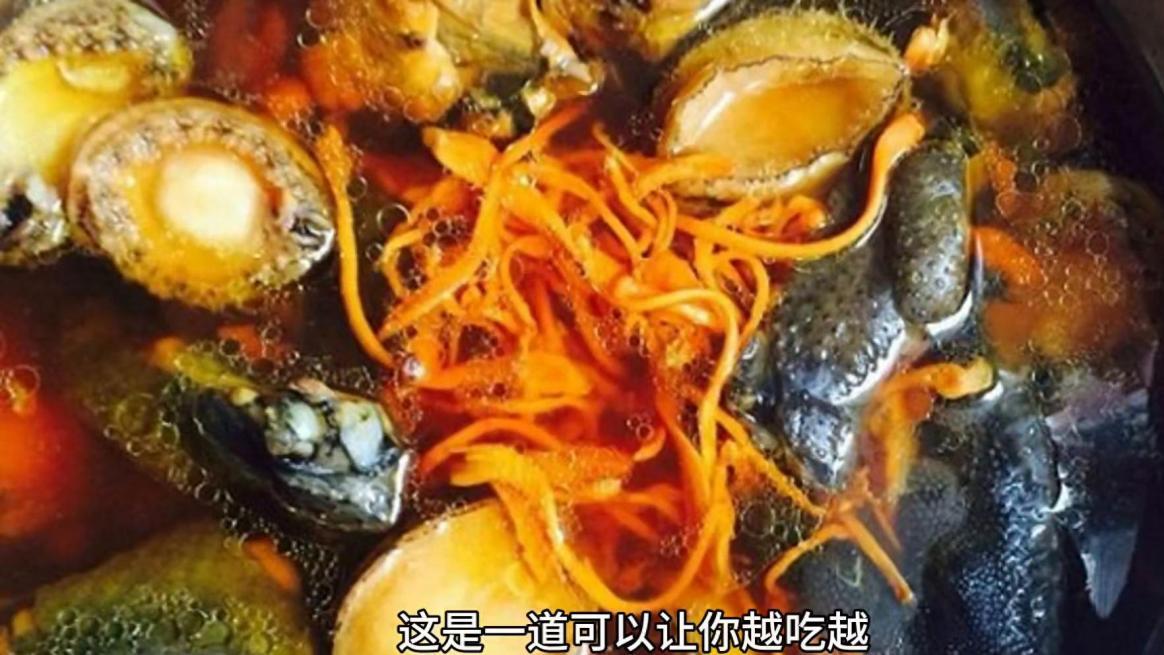 浓香四溢的淡菜首乌鸡汤，越吃越上瘾！