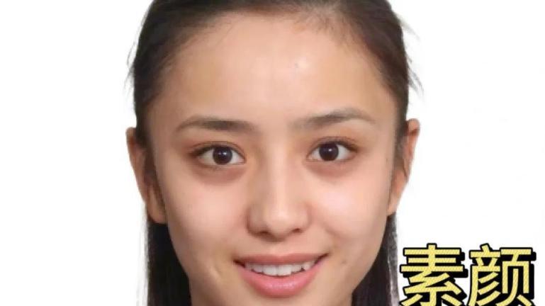 纠结素颜还是化妆？50岁后才懂：皮肤好不好，根本不在这事儿上