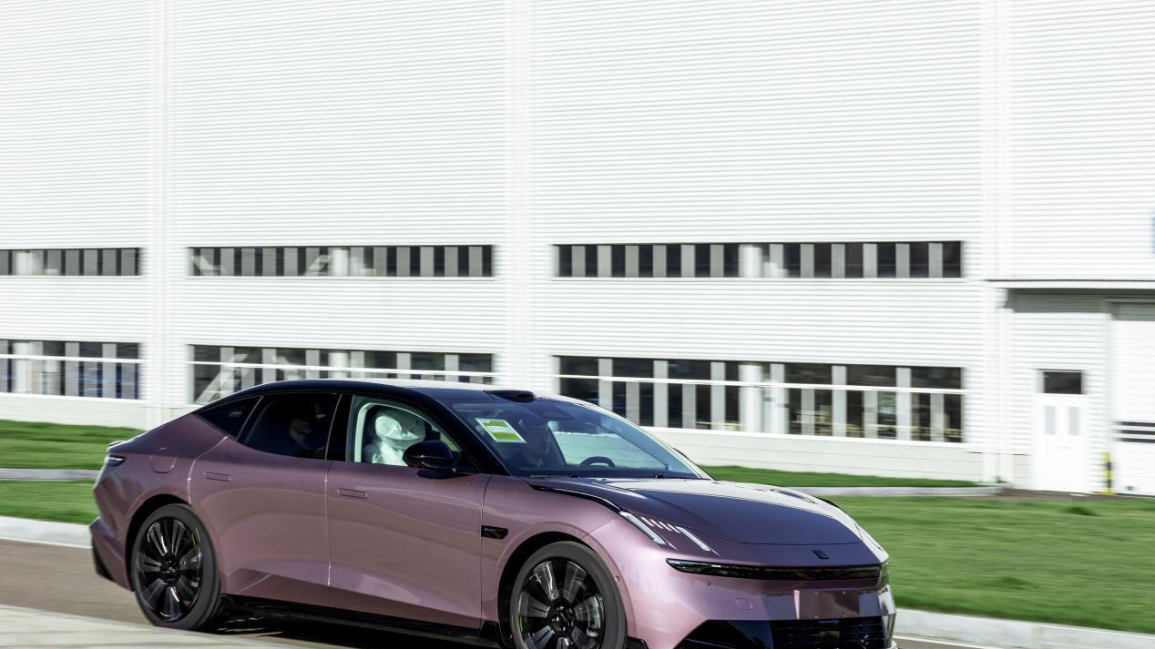 从语言逻辑到机械逻辑，陈铭与领克10 EM-P的默契共鸣