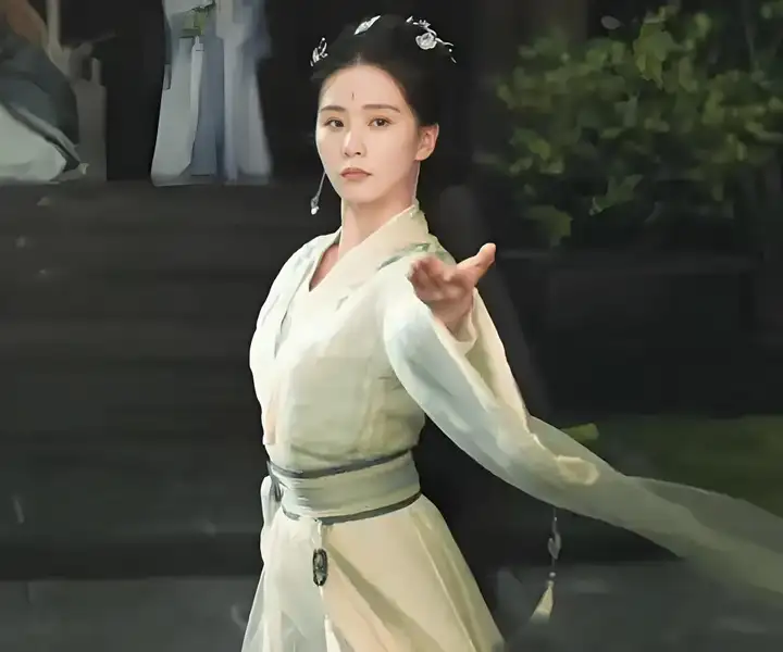 刘诗诗《淮水竹亭》：40岁“少女”与古偶剧的集体沉沦