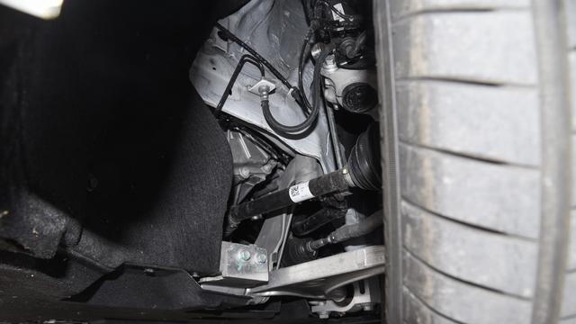 19.98 万买红旗，比 BBA 更香？这车到底怎么样？