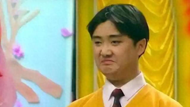 ​1994年，一场《洛桑学艺》的演出，成功让洛桑火遍大江南北，正当大家将其奉为相声新星时，意外却悄然