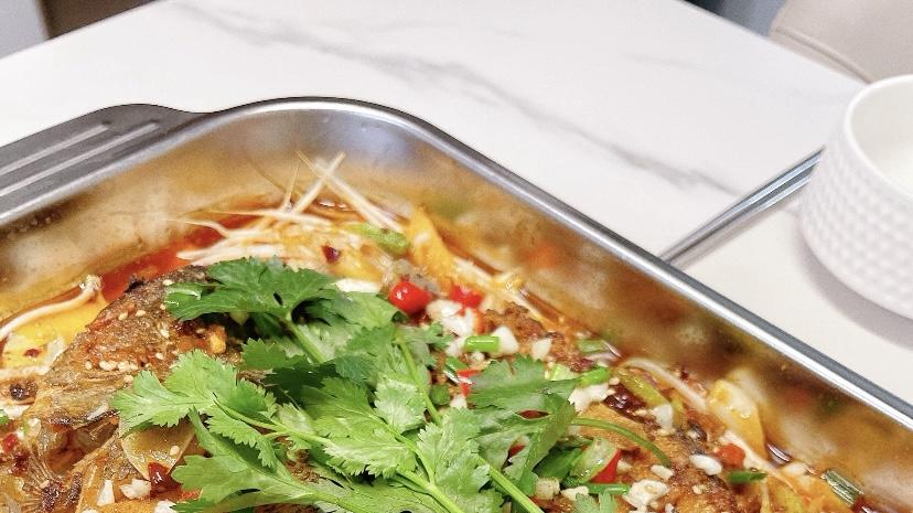 家庭版香辣烤鱼：滋滋冒油的江湖味，在家也能轻松拿捏！