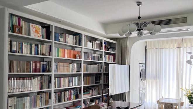 越来越多人不装传统背景墙，建议学学精明人做法，美观实用又省钱