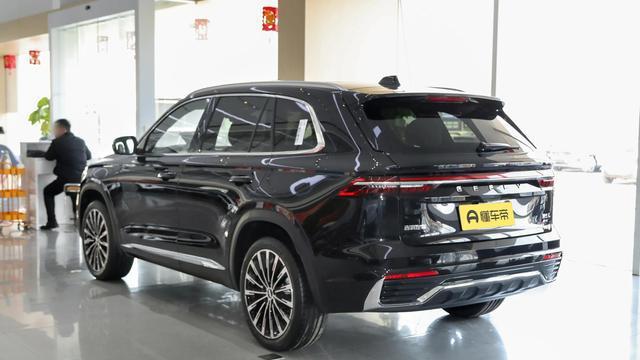 2.0T爱信8AT，配四驱+可变悬架，星越L实力如何？