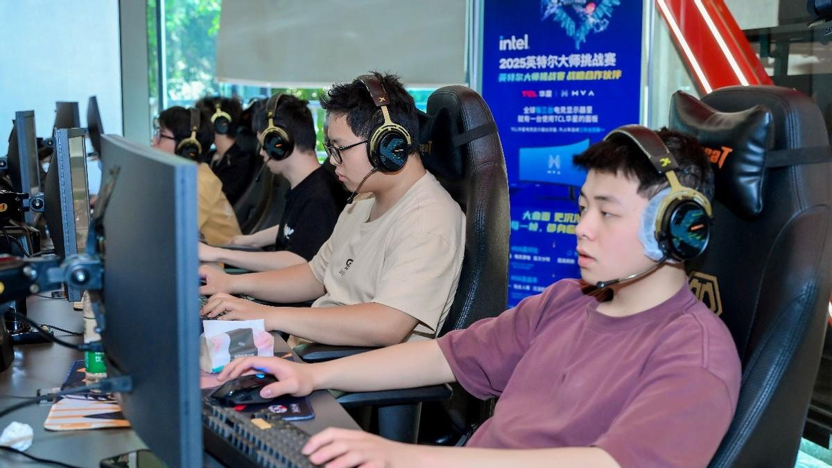 TCL华星HVA电竞屏助攻！英特尔大师挑战赛第一赛季冠军加冕