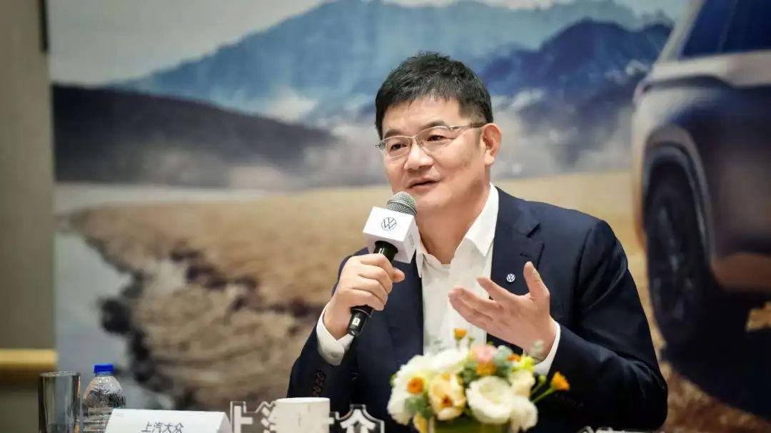 首搭第五代EA888发动机，途昂Pro上市“一口价”降至新低！上汽大众油电“双轮驱动”再提速