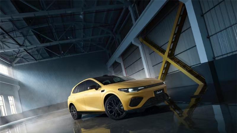 零跑已年销50万台，但Lafa5是不是有点飘了？