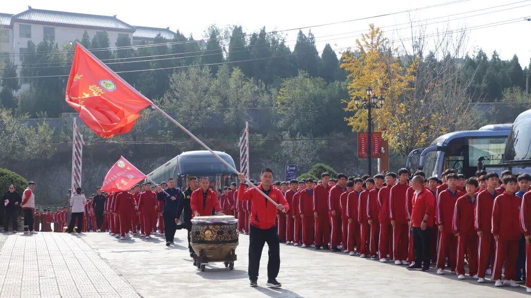 鹅坡骄傲！十五运开幕式演出师生载誉归来