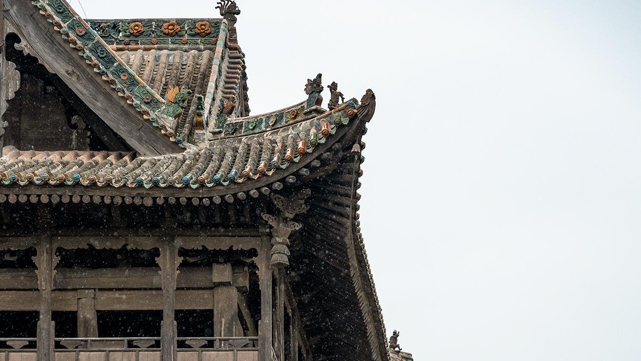 秋雨浸透秋风楼，《秋风辞》吵翻游客，古今在此撞了个满怀