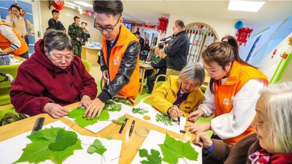 保障餐饮、搭好网络、建好联盟，贴心服务让养老变“享老”