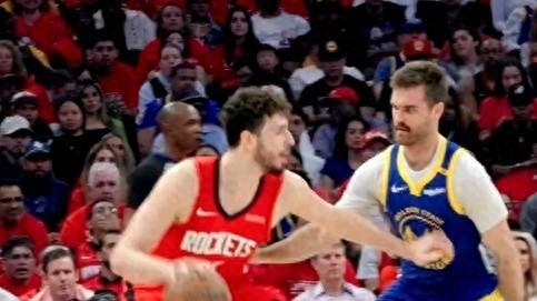 火箭队爆冷！122: 108力克勇士，申京28+16统治内线