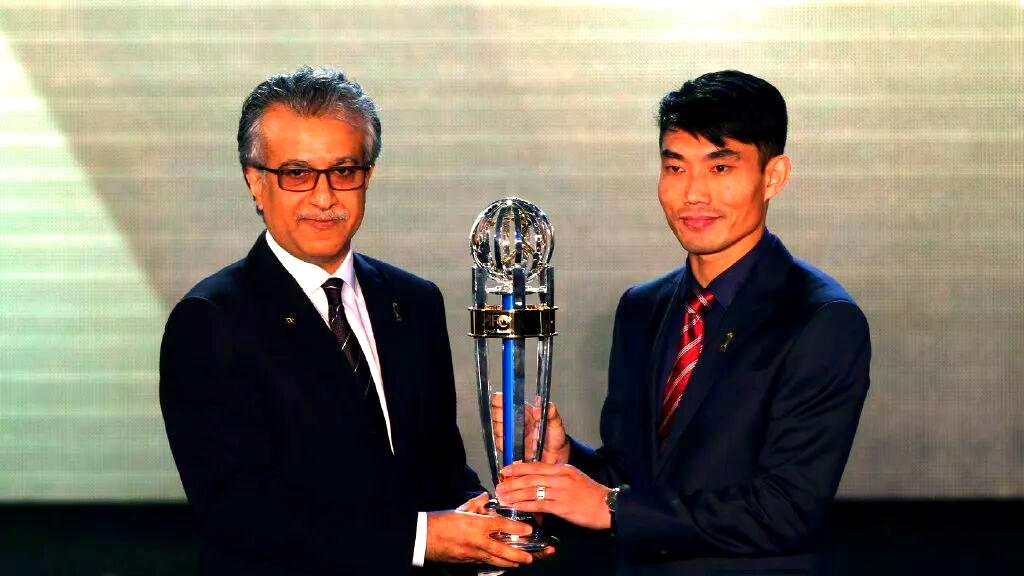 深度分析：中国足坛史上最全能的球员，是范志毅还是郑智？