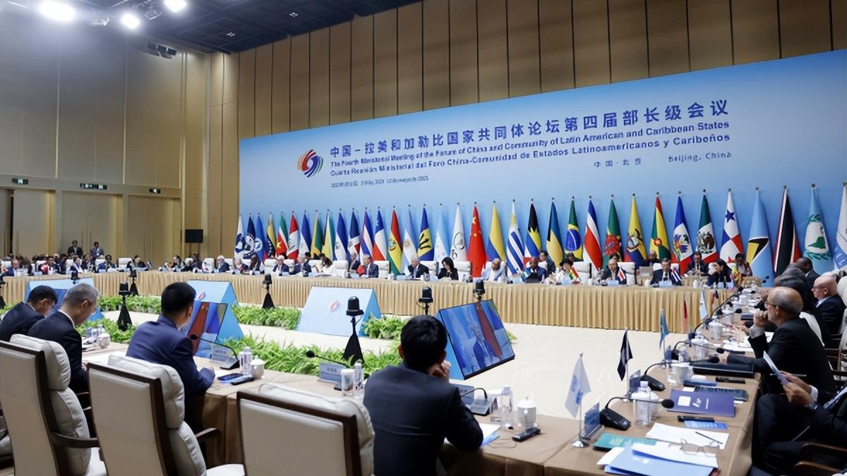 关税战没结束！特朗普在中东抢订单，对中国有何影响？