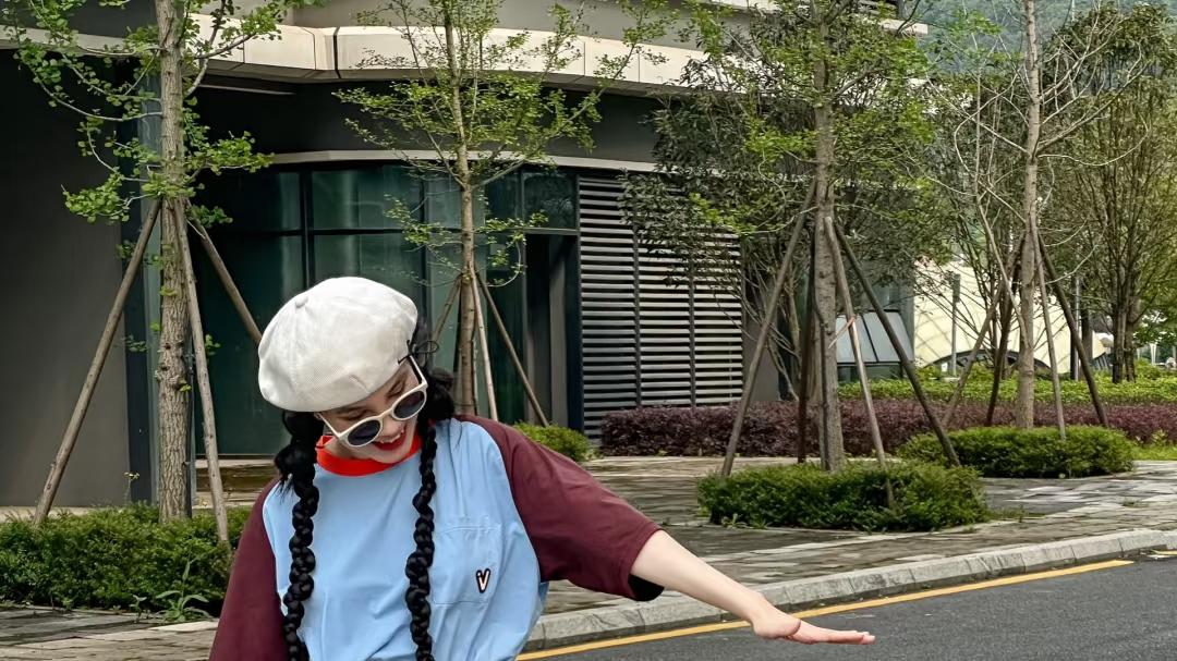 亲子穿搭秘籍！牵着你的手⁉️一起去探索世界的美好