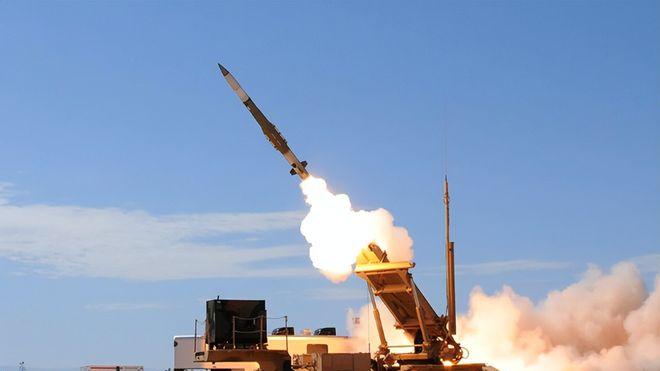 俄罗斯接连甩出“王牌”：四大超级武器震撼登场！