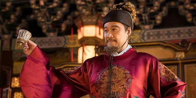 朱厚熜召宠妃曹氏和宁嫔一同侍寝，16位宫女趁皇帝睡着，拿出一根粗麻绳，猛地套住了他脖子......