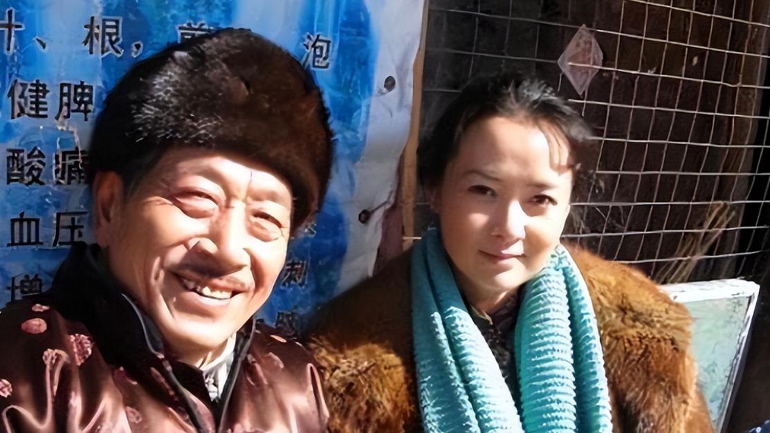 78岁戏骨王奎荣与小37岁娇妻：如今怎样了？