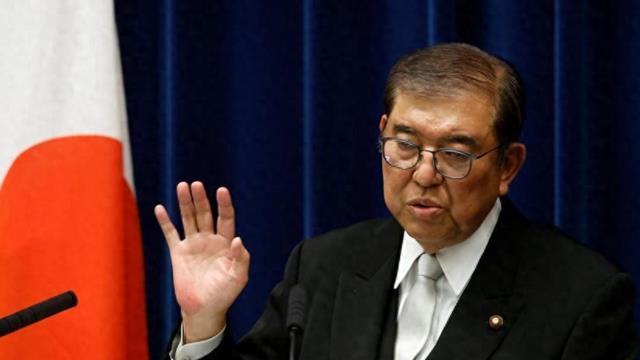 民调崩至22%，石破茂官位难保，岸田文雄或出山，日本政坛将变天