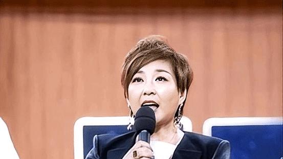 主持人李静：从央视裸辞，转身自己当老板，嫁给史可的前夫不后悔