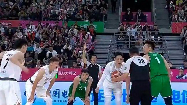 广东男篮九人上场全得分，92比73淘汰辽宁晋级决赛