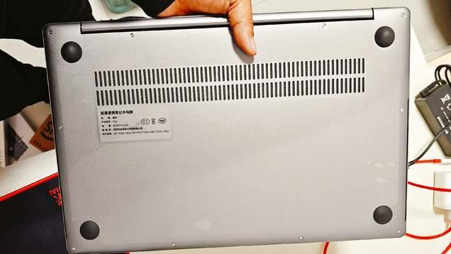 15.6英寸1080p屏加双C口组合，这款国产笔记本电脑，高配版流畅用