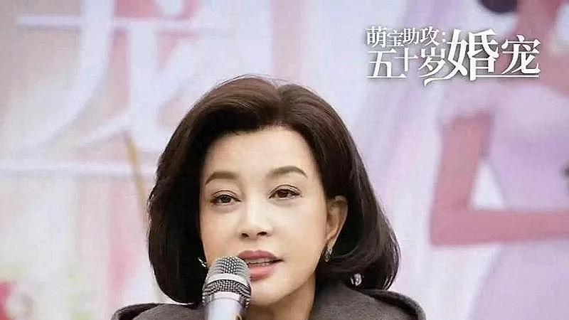 刘晓庆自曝培养半个娱乐圈，74岁自称