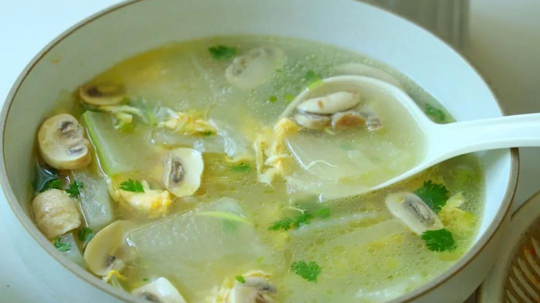 享用3道菜1碗汤