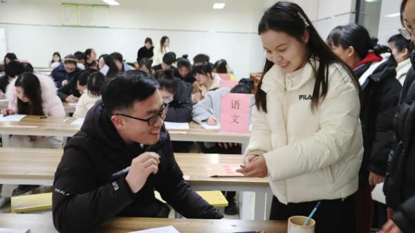 鲁山县育英高级中学成功举办教师基本功大赛