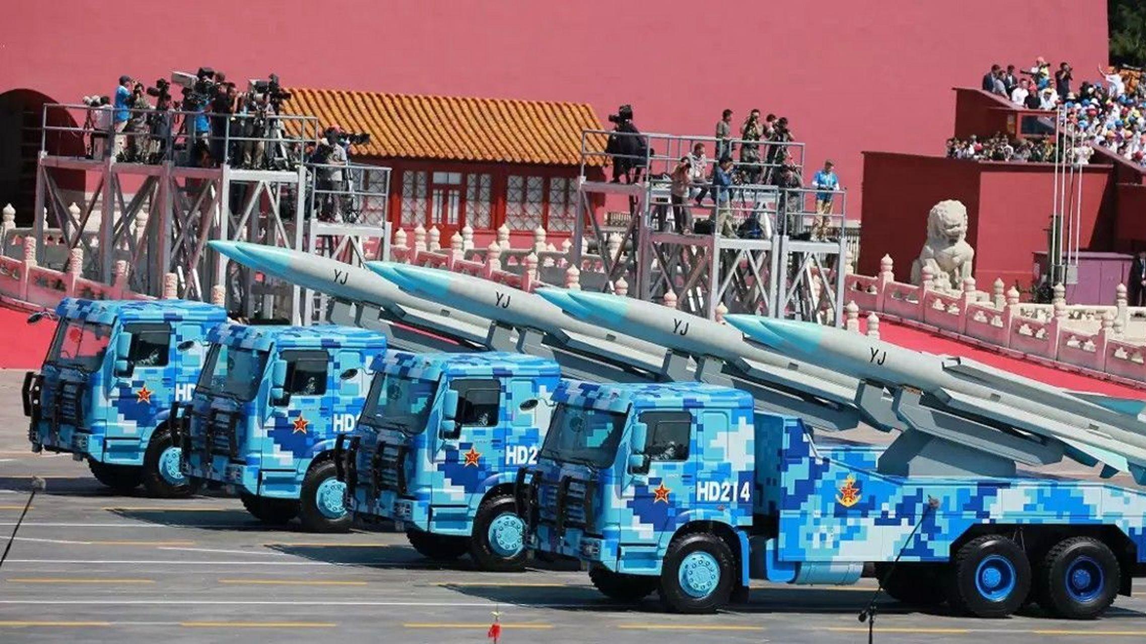 俄乌冲突对中国最大的启示：敢不敢打美国航母，是收台成功的关键