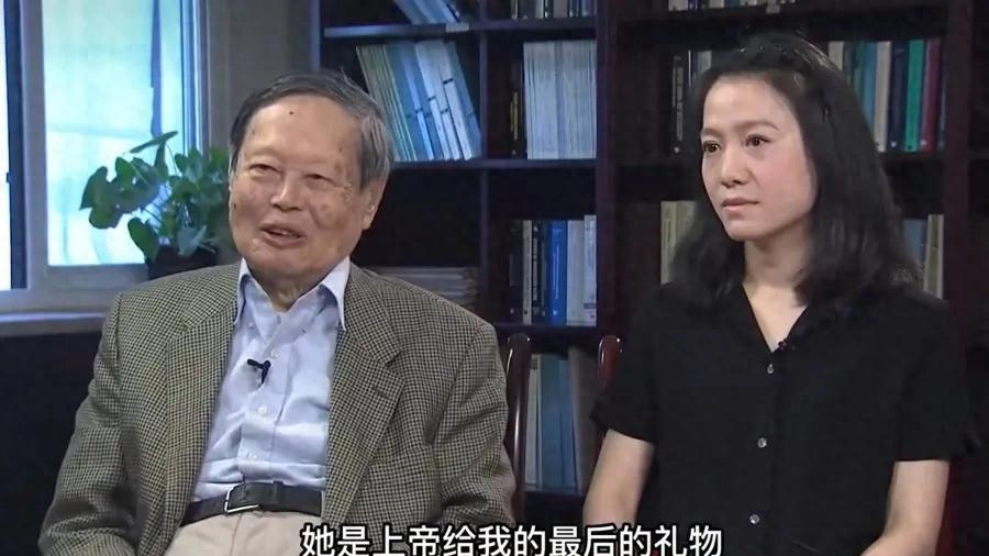 站在比世俗更高维度看翁帆，才知：被可怜的她，才是真正人生赢家