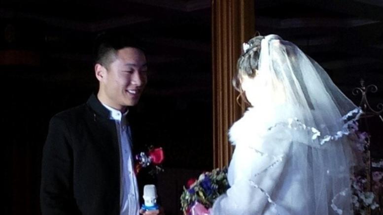 兄弟失和多年，侄子婚礼成破冰关键！