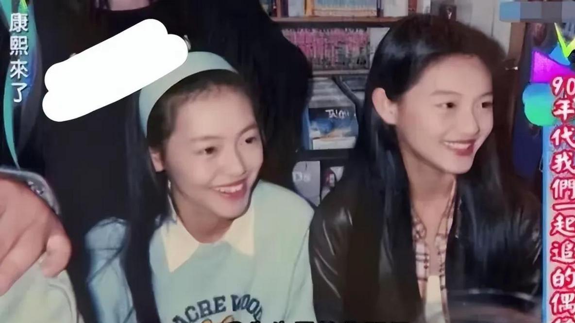 大S中学时颜值很普通，目测体重120斤，现在的小玥儿像极了妈妈！