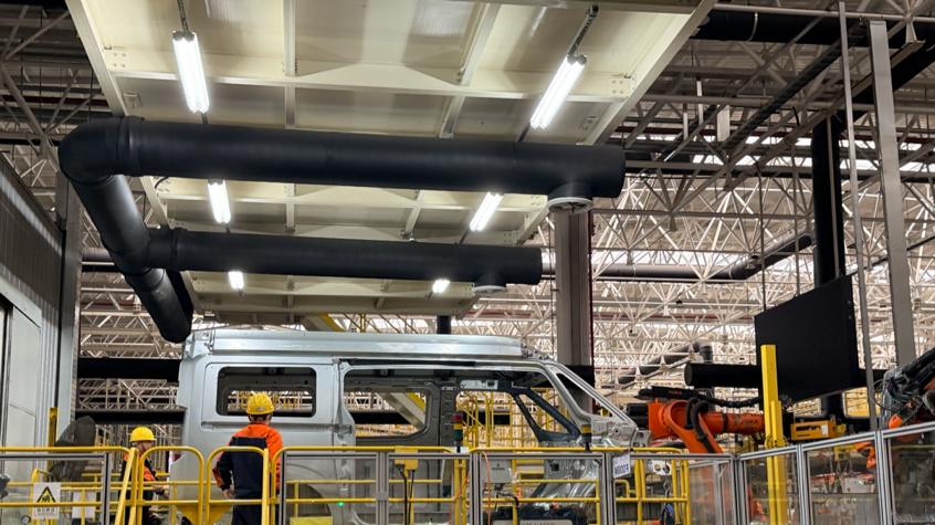 首款正向研发电动大VAN诞生 探访远程新能源商用车湘潭基地