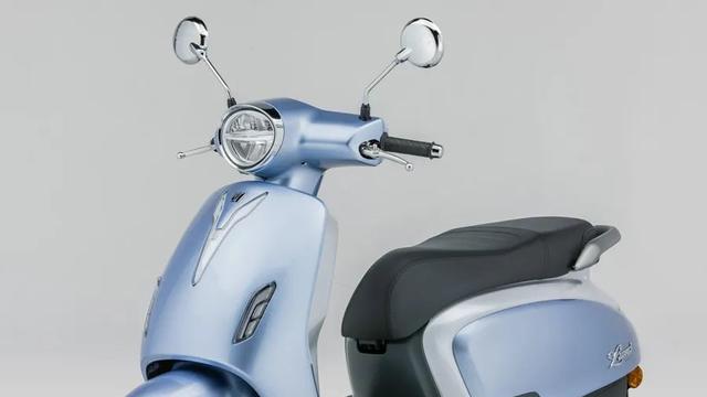 豪爵LUMI125复古踏板申报，你要的高配高颜值都不存在