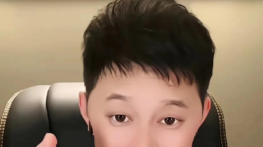 刘一飞爆料明星后又撤诉



娱乐圈的瓜，真是一个比一个精彩！刘一飞爆料自己被黄