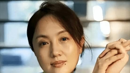 ​朱媛媛：从荧幕女神到幸福人妻的蜕变，事业与家庭的完美平衡