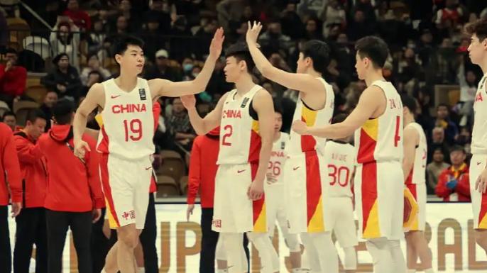 88比11，外援全面占领CBA后，中国篮球出路不是适者生存而是留洋